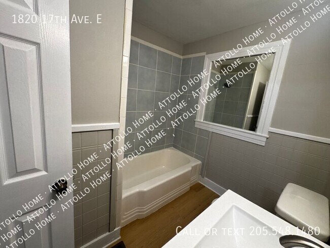 Building Photo - 1820 17th Ave E