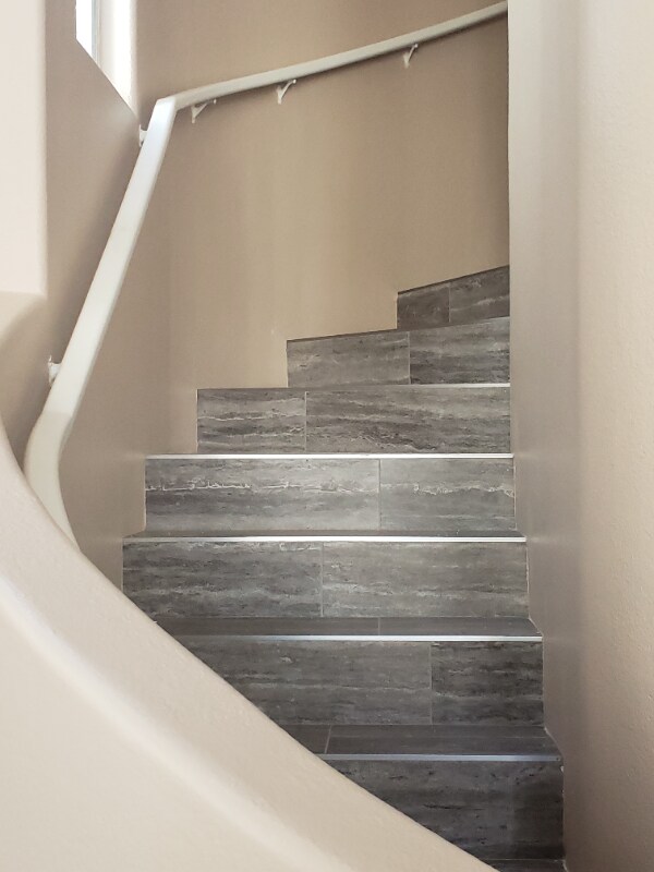 Building Photo - 1126 W Sandy Banks