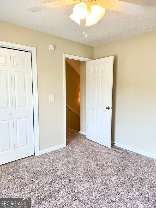 Building Photo - 138 Hamilton Dr