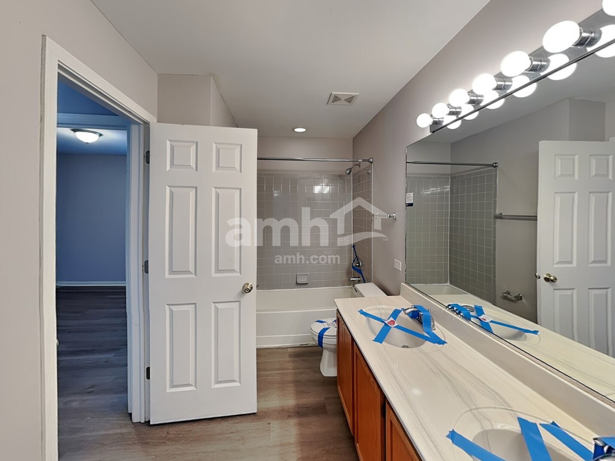 Building Photo - 1082 Horizon Ridge Dr