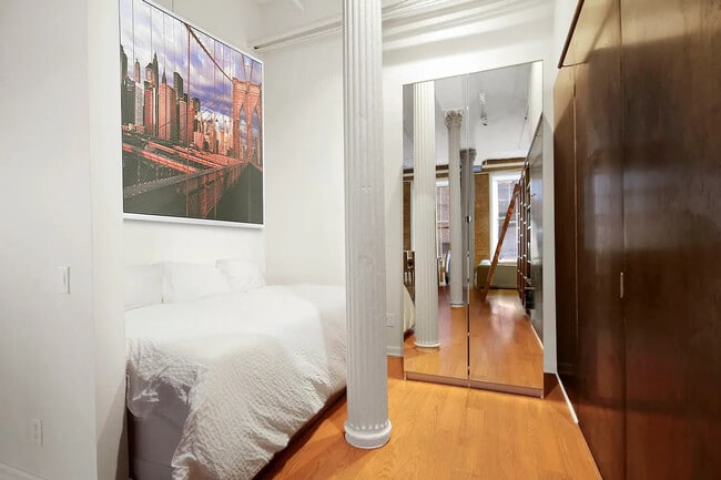 Building Photo - 1 Bond St