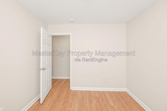 Building Photo - 6307 Forest Ridge Dr