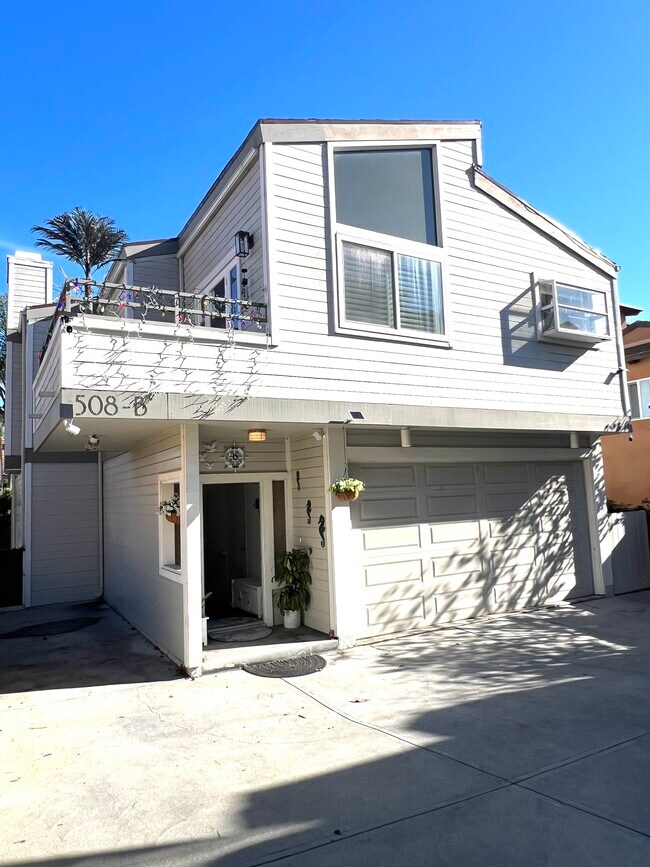 Primary Photo - 508 N Juanita Ave