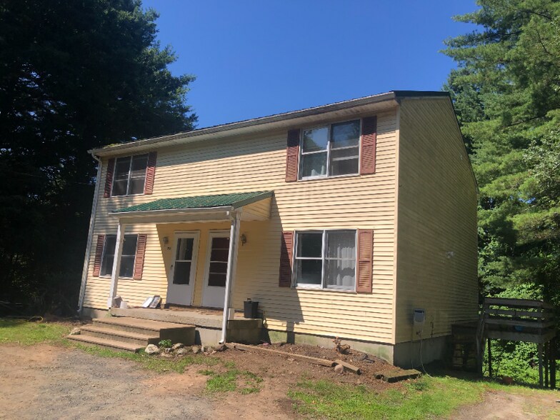 Primary Photo - 111 Hamilton St