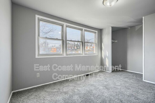 Building Photo - 3241 Bero Rd