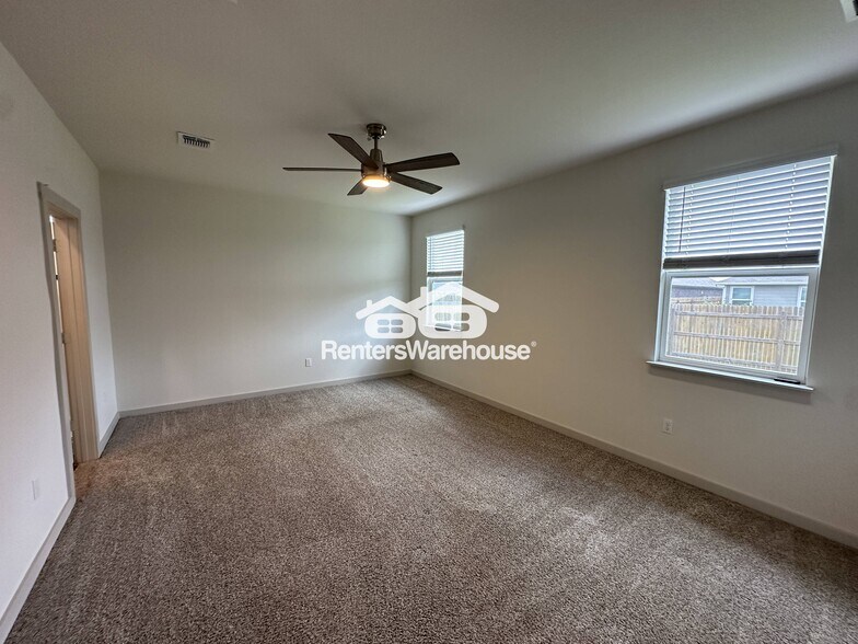 Building Photo - 103 Krause Spgs Dr