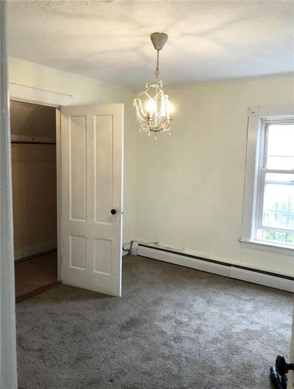 Building Photo - 8-8 Oak St