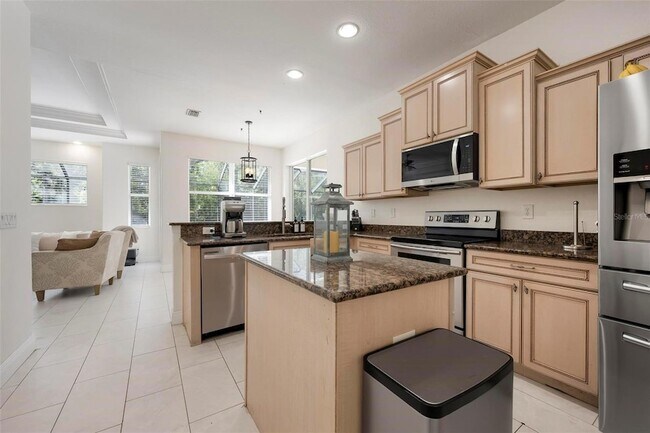 Building Photo - 404 Golden Harbour Trail