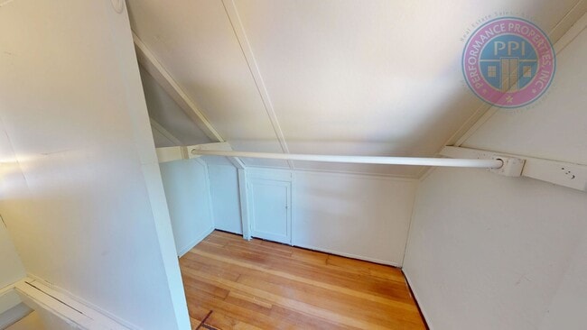 Building Photo - Beaumont - Prime Location!  Great Floor-Plan, Fully Fenced Yard, Pet Friendly!!