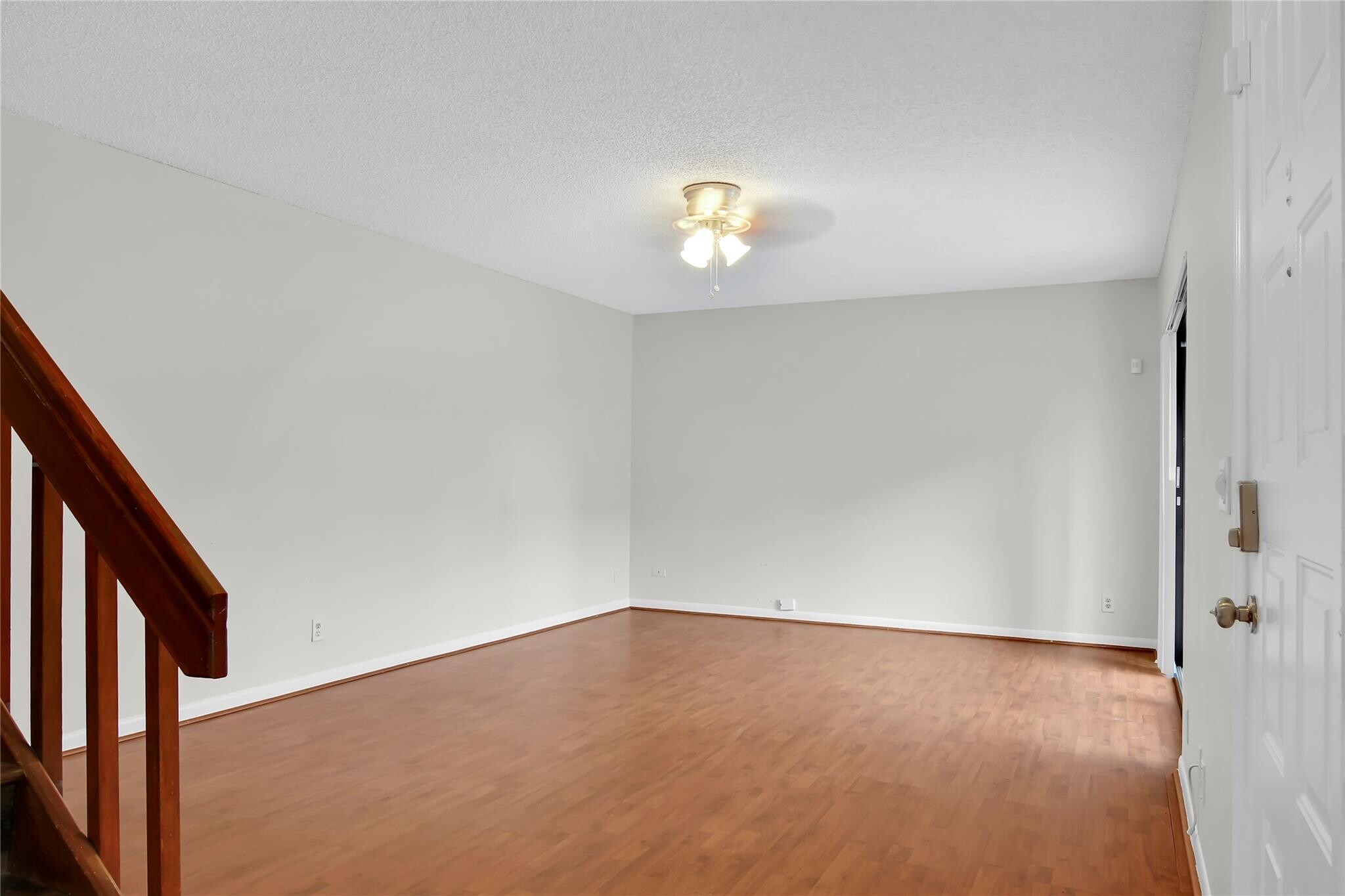 Building Photo - 7801 Courtyard Run W