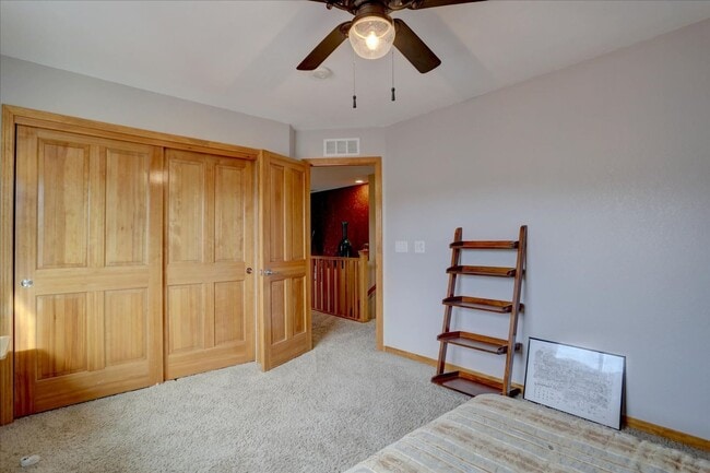 Building Photo - Stunning Longmont Home with Professional Finishes & Exceptional Privacy