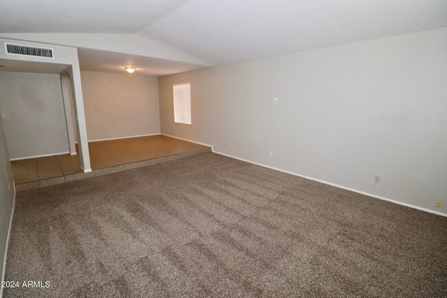 Building Photo - 1625 E Edgewater Dr