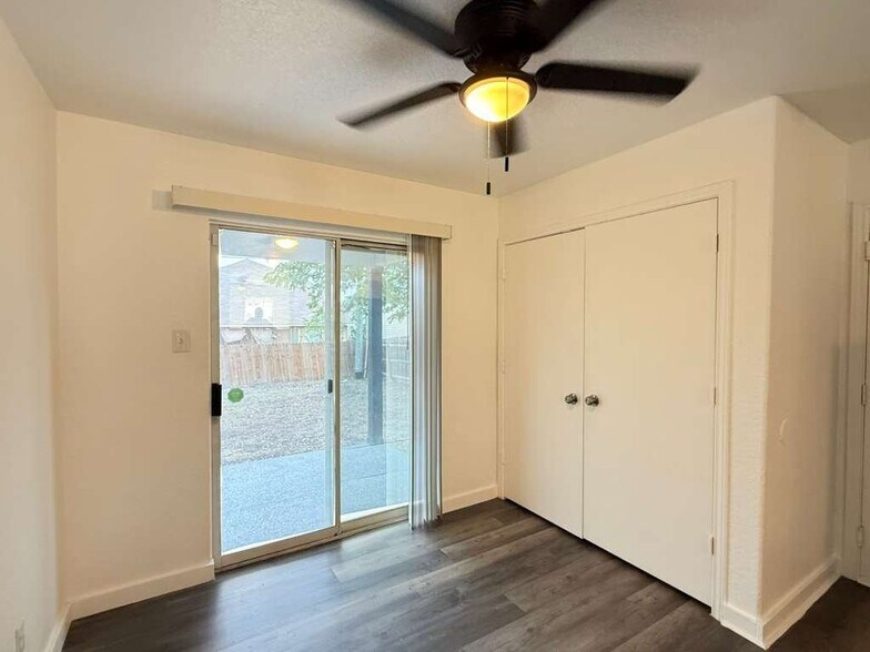 Building Photo - 4411 Mystic Sunrise Dr