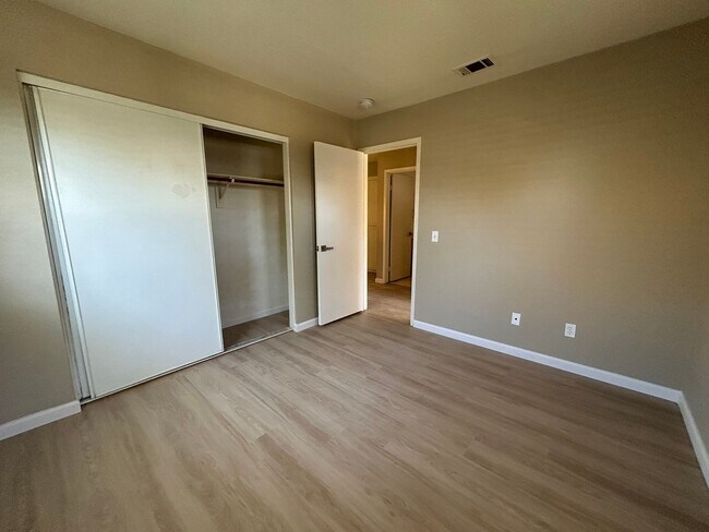 Building Photo - 31748 Corte Avalos