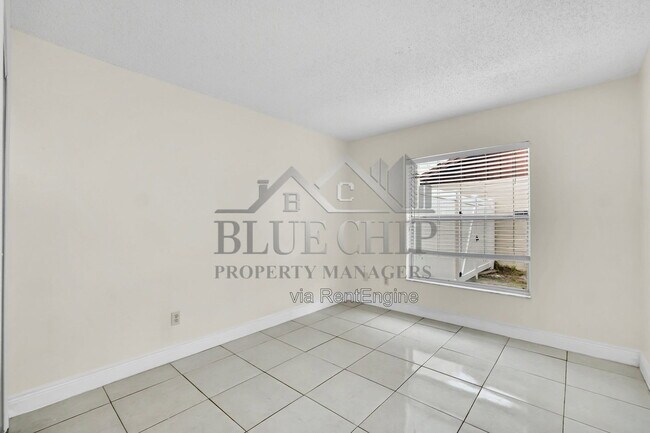 Building Photo - 5322 Jade St