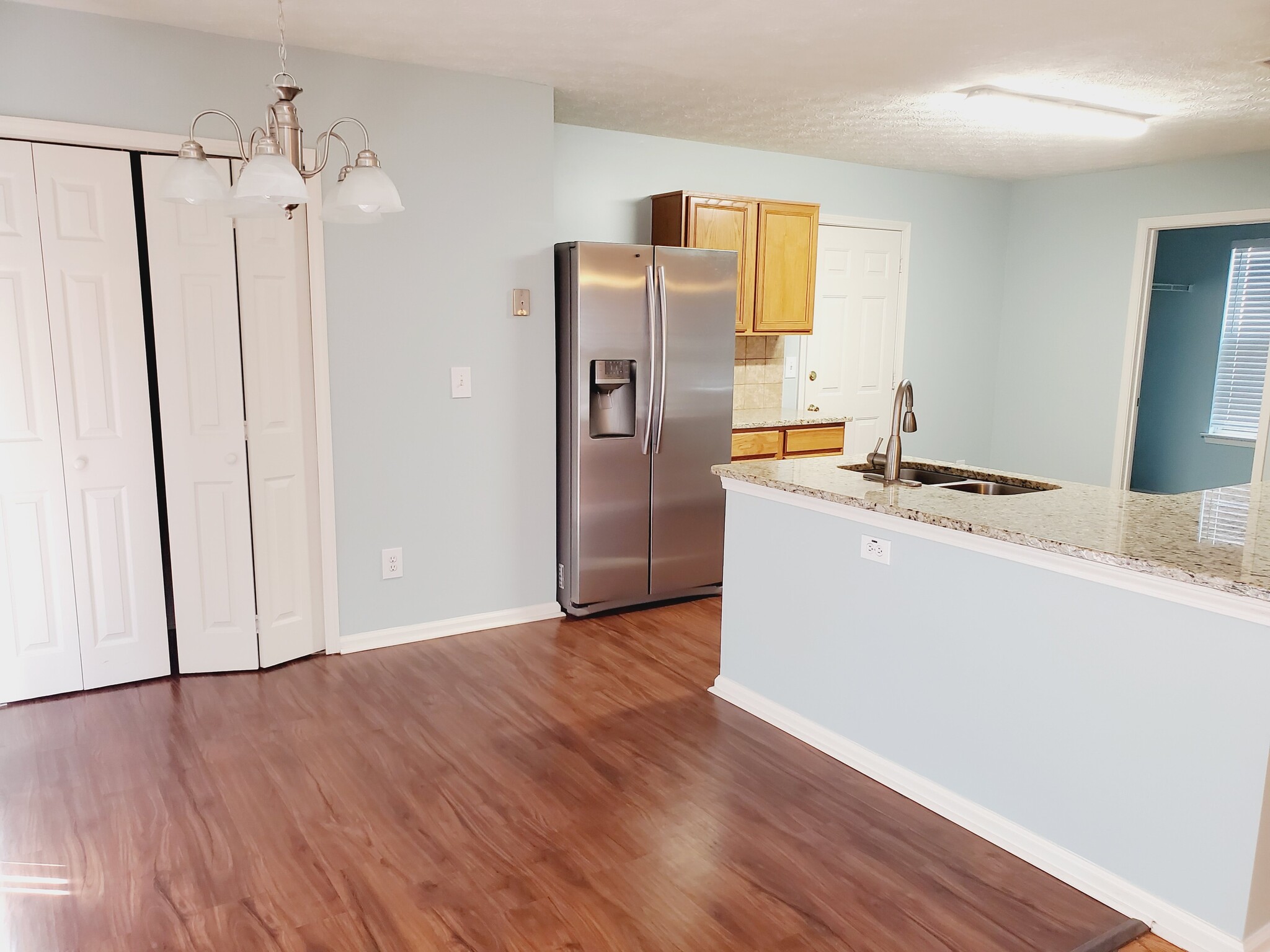 Building Photo - 1621 Sparrow Wood Ln SW