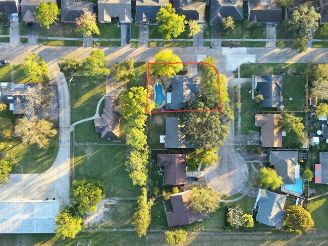 Building Photo - 2502 Knoll St