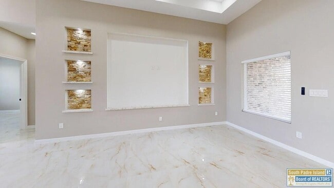 Building Photo - 2751 Juan Castillo Ave