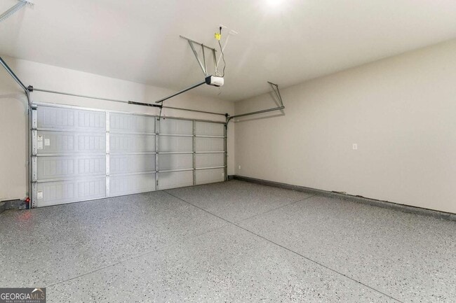 Building Photo - 1905 Westwind St