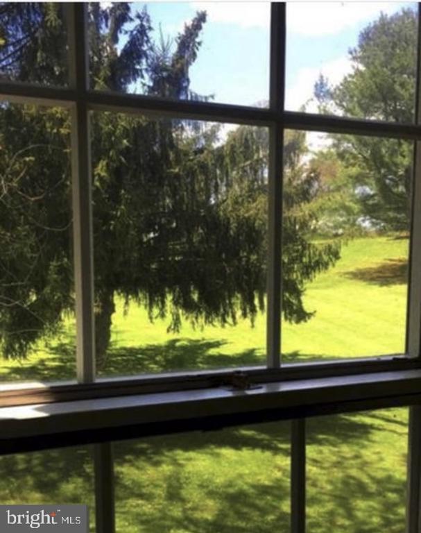 Building Photo - 15537 Carroll Rd