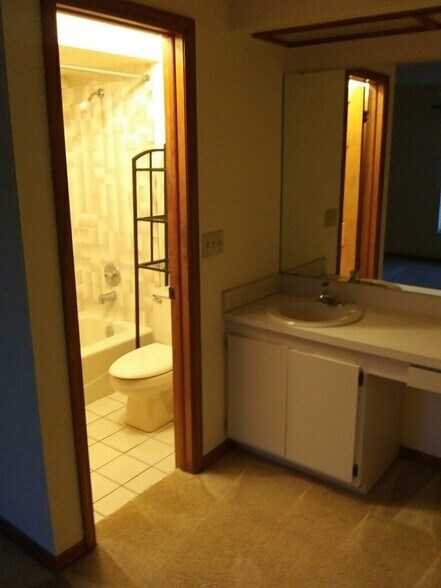 Building Photo - 4515 Southampton Ct