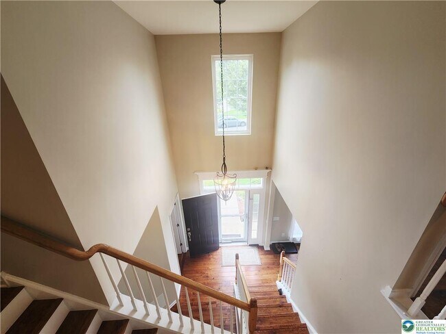 Building Photo - 8858 Pathfinder Rd
