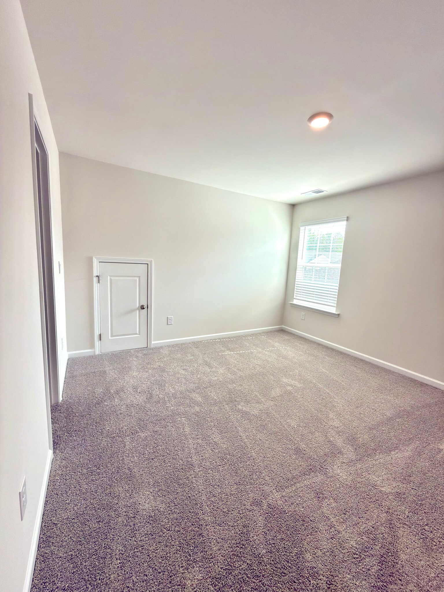 Building Photo - 123 Pecan Grove Ln