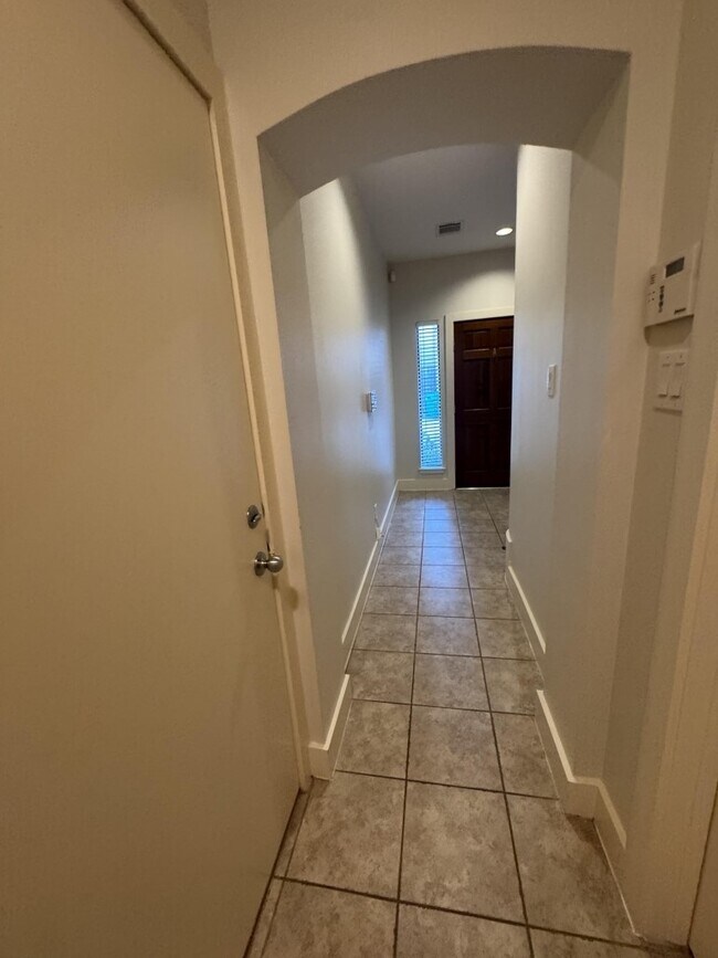 Building Photo - 3417 Rolgom Pl Ct