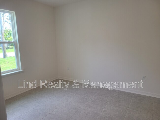 Building Photo - 15 Riptide Pl