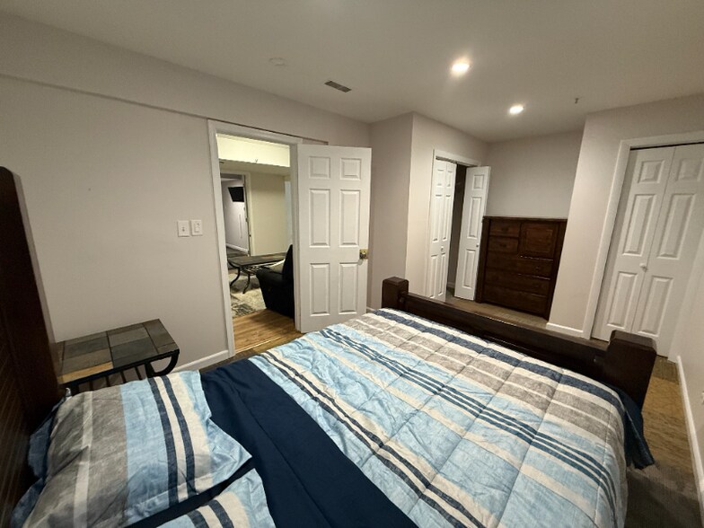 Building Photo - 3108 Appian Way