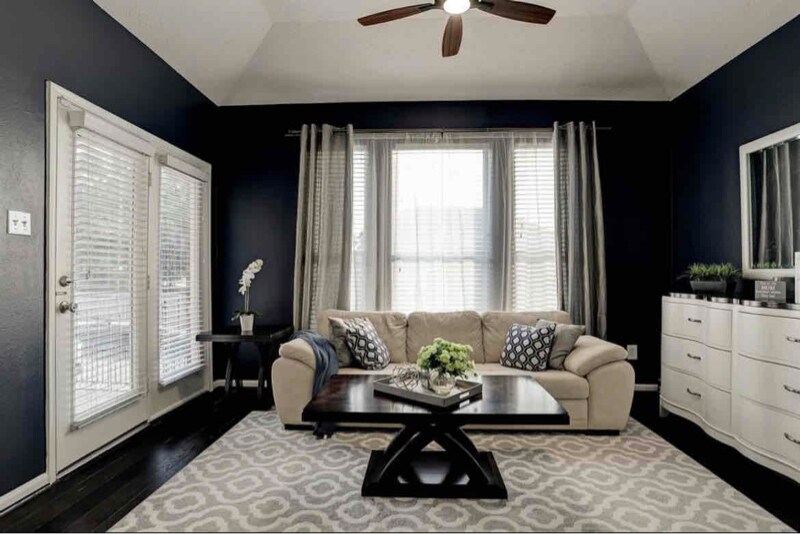 Building Photo - 313 Marina Oaks Ct