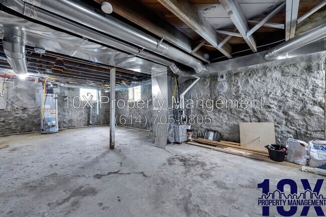 Building Photo - 1536 E Livingston Ave