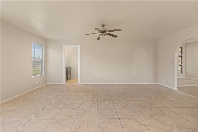 Building Photo - Spectacular Updates, 3 Bedroom 2 Bath