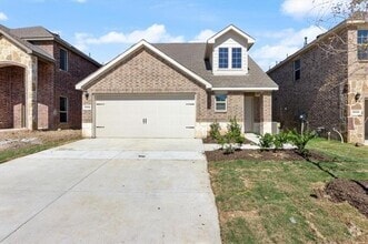 Building Photo - 3902 Oak Crk Cir