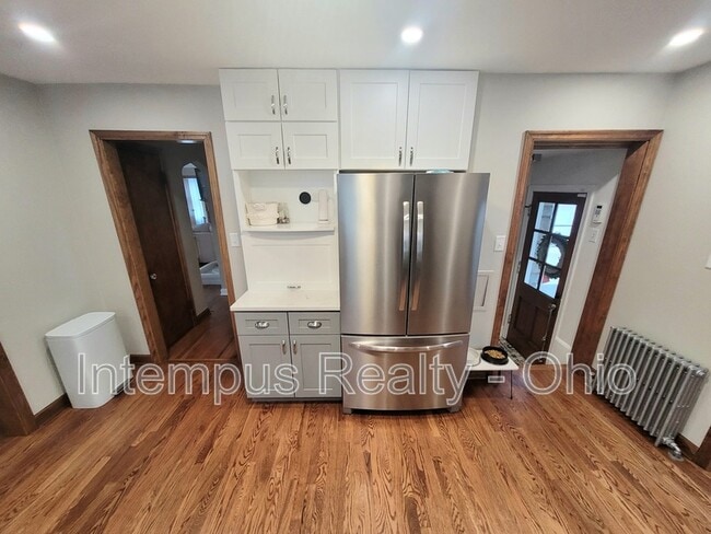 Building Photo - 3128 Ellis Pl