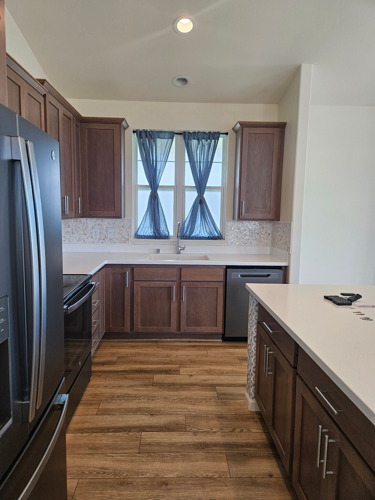 Building Photo - 72 Kupaloke