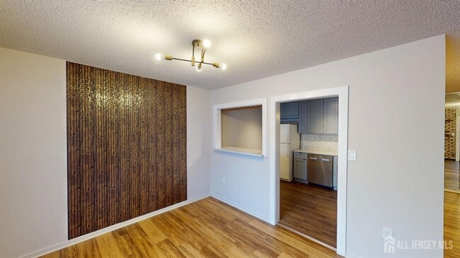 Building Photo - 29 Chatham Square