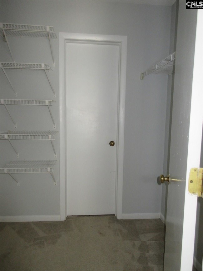 Building Photo - 1600 Park Cir
