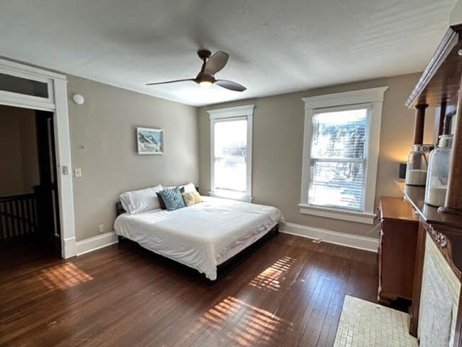 Building Photo - Victorian Village / Short North Single Family House!