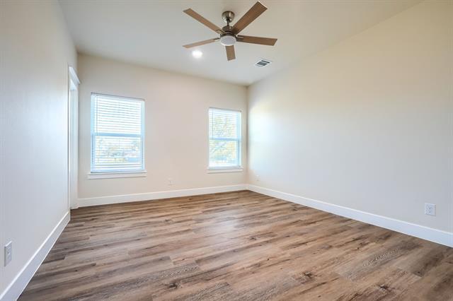 Building Photo - 1115 Bell St