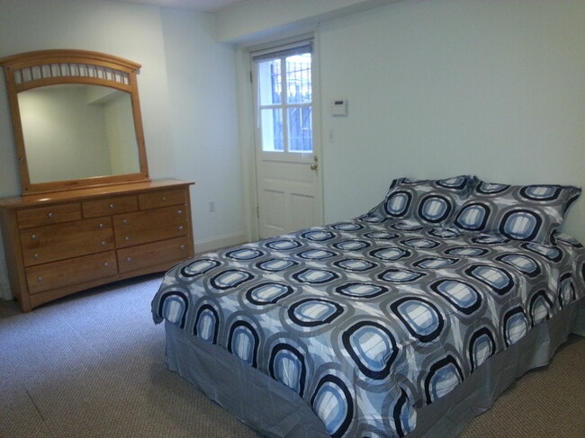 Building Photo - 1241 New Jersey Ave NW