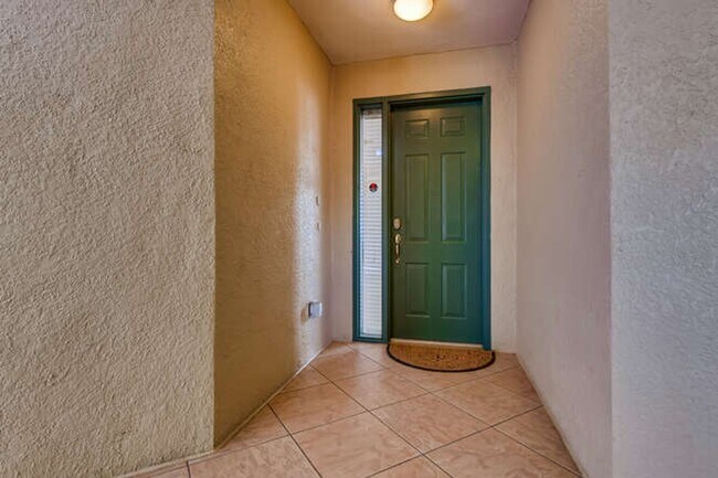 Building Photo - Vizcaya Heights Condos