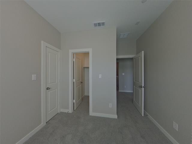 Building Photo - 5476 Sandstone Dr