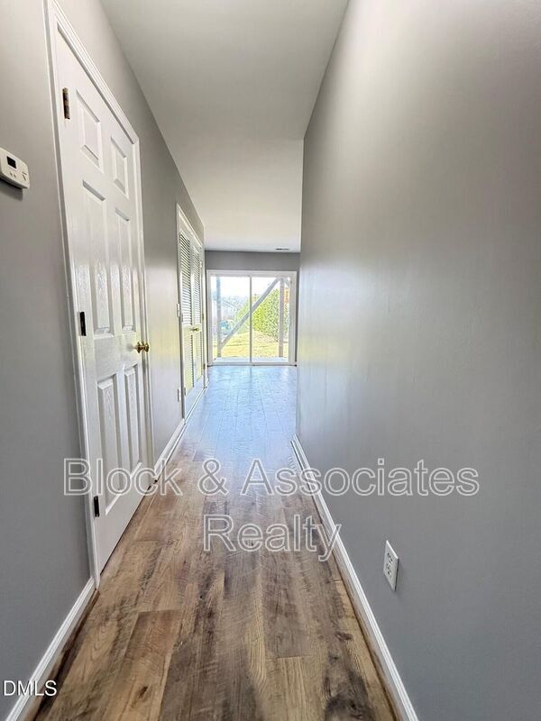 Building Photo - 3113 Settle In Ln