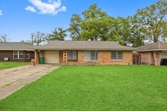 Building Photo - 9315 Laura Koppe Rd