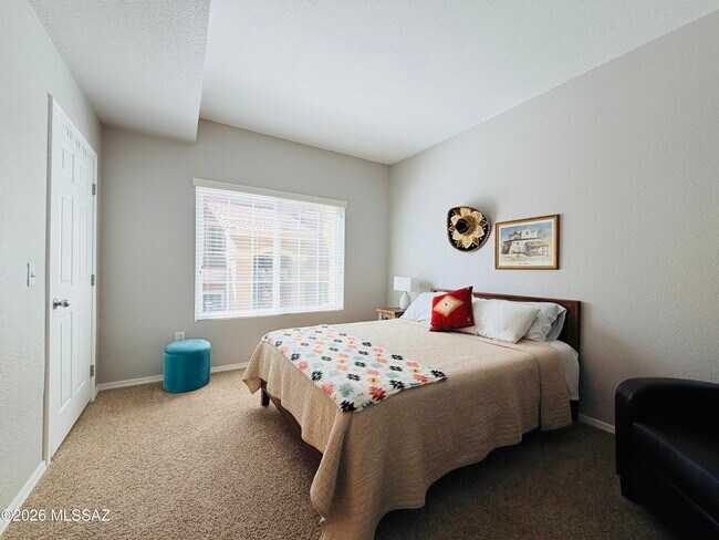 Building Photo - 1500 E Pusch Wilderness Dr