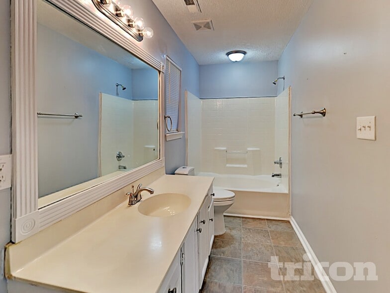 Building Photo - 7428 Autumn Trail