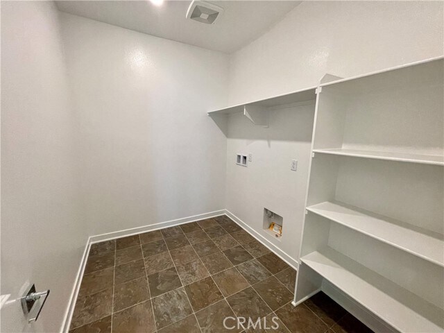 Building Photo - 2562 Crane Ct