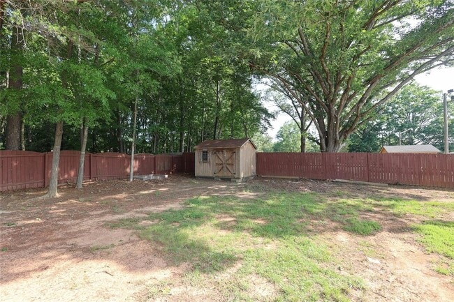 Building Photo - 4112 Chatterleigh Dr