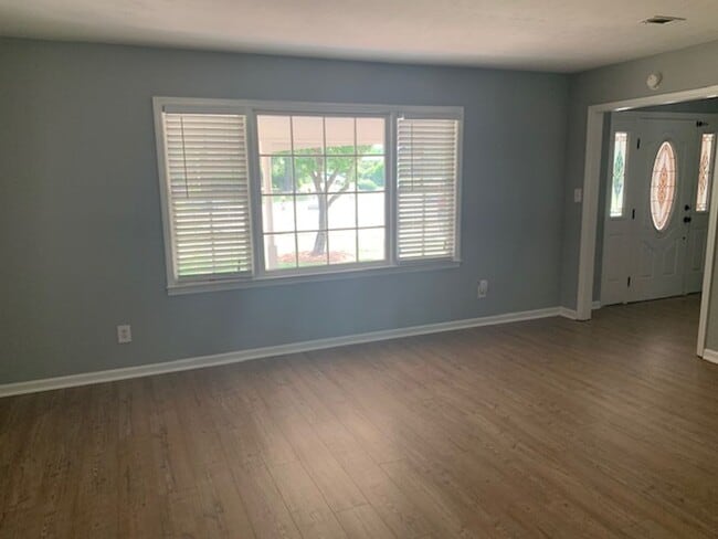 Building Photo - Columbia County 3 BR, 2.5 BA home for rent!